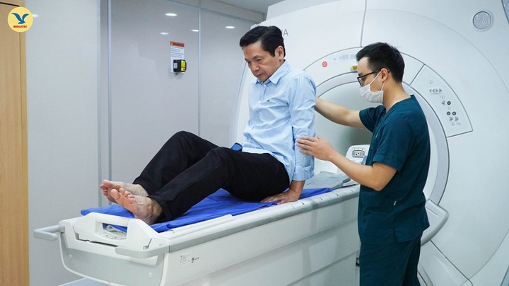 Tránh xa uống thuốc như cơm bữa, đi khám liên miên từ khi còn trẻ - 3