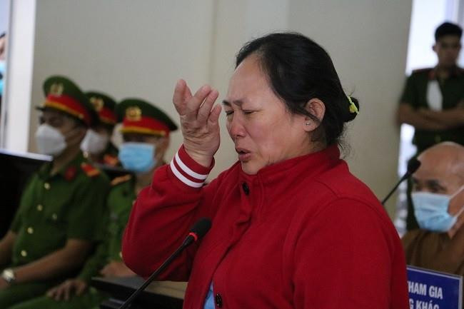 Nữ sinh đầu độc cha bằng xyanua khai bị đè nén từ việc học - 3