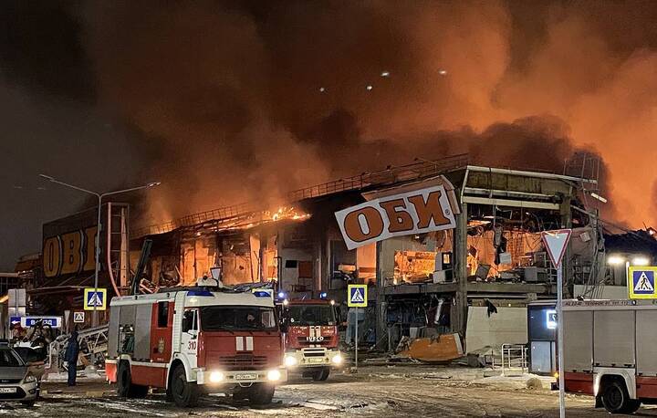 Nga: Cháy lớn ở trung tâm mua sắm gần Moskva - 1