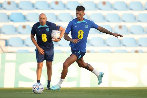 Hậu vệ tuyển Anh bị đuổi khỏi World Cup vì xích mích với trợ lý HLV - 1