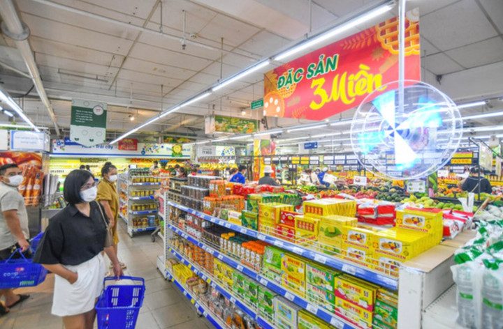 Đặc sản vùng miền đổ bộ siêu thị, người tiêu dùng thích thú - 1