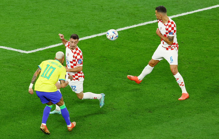 Trực tiếp bóng đá Croatia 1-1 Brazil: Giấc mơ của Neymar tan vỡ - 11