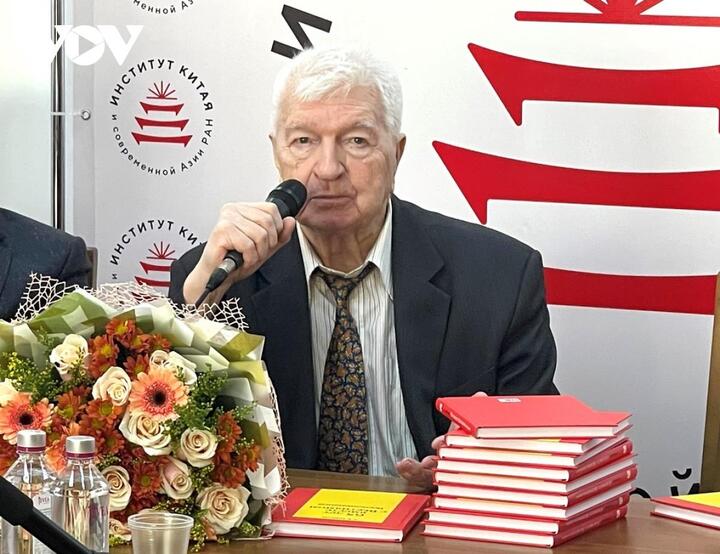 'Ký ức 65 năm cùng Việt Nam' của nhà Việt Nam học Evgeny Kobelev - 1