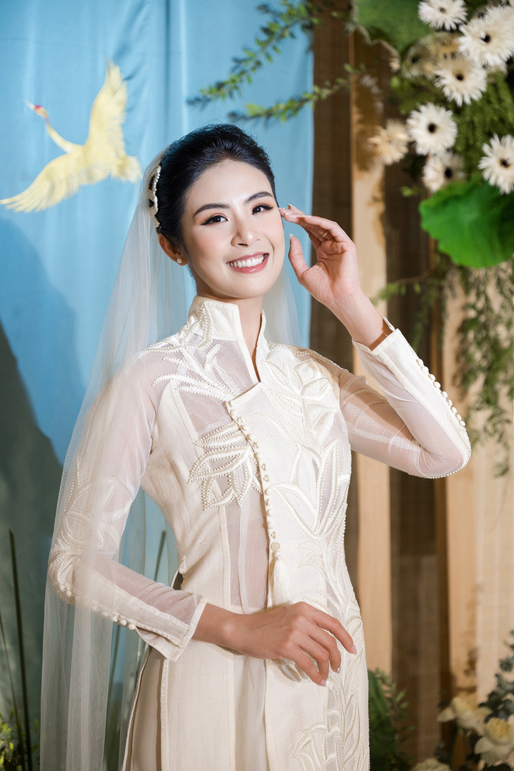 Đám cưới đậm chất làng quê của Hoa hậu Ngọc Hân - 4