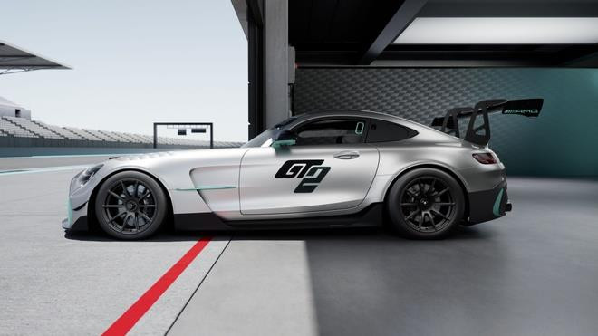 Chi tiết Mercedes-AMG GT2 - xe đua mạnh gần 700 mã lực - 2