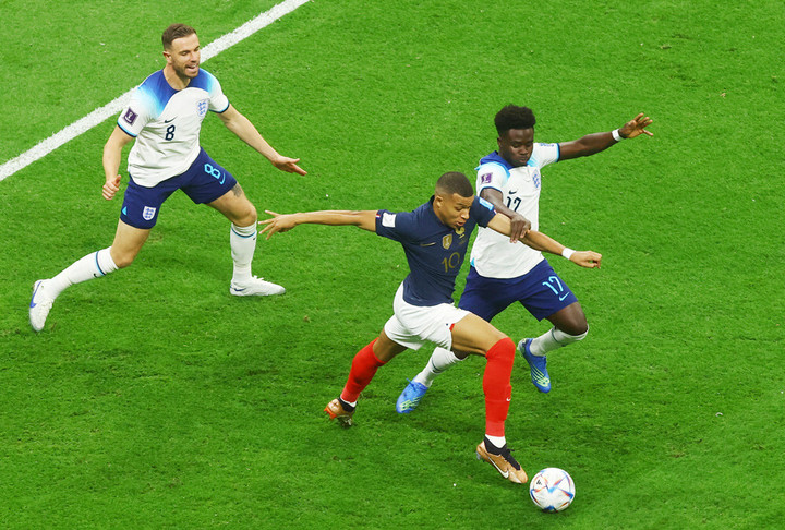 Trực tiếp bóng đá Anh 1-2 Pháp: Kane đá hỏng phạt đền - 12