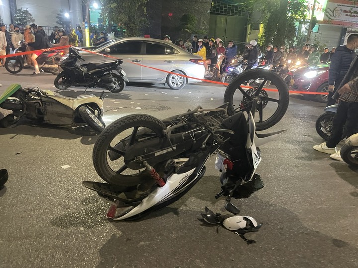Truy tìm tài xế tông chết người trên phố Trần Khát Chân, Hà Nội - 1
