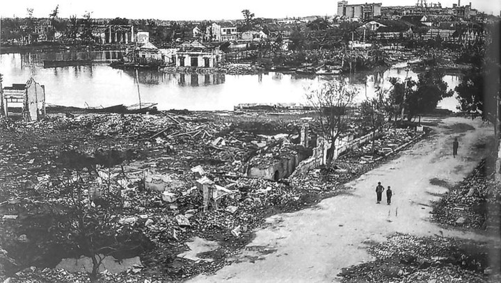 Quizz: Ai là phi công đầu tiên bắn rơi B-52 ở 'Điện Biên Phủ trên không'? - 1