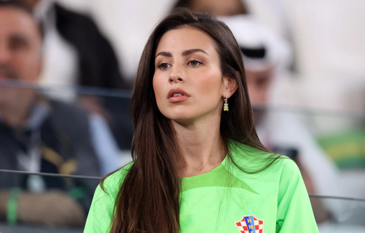Hậu phương tài sắc vẹn toàn của người hùng đội tuyển Croatia Livakovic - 8