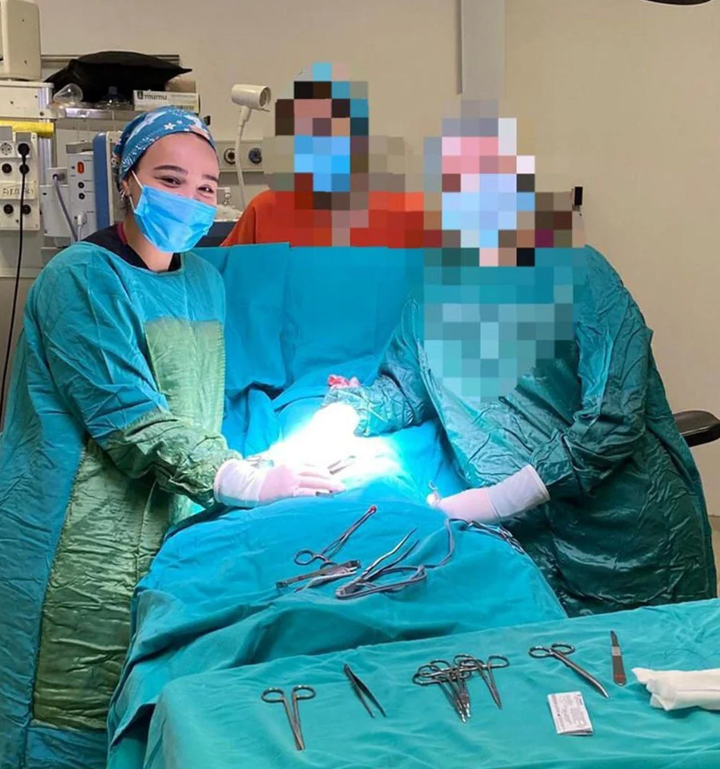 Cô gái 20 tuổi giả mạo bác sĩ làm việc ở bệnh viện suốt một năm mà không ai biết - 5