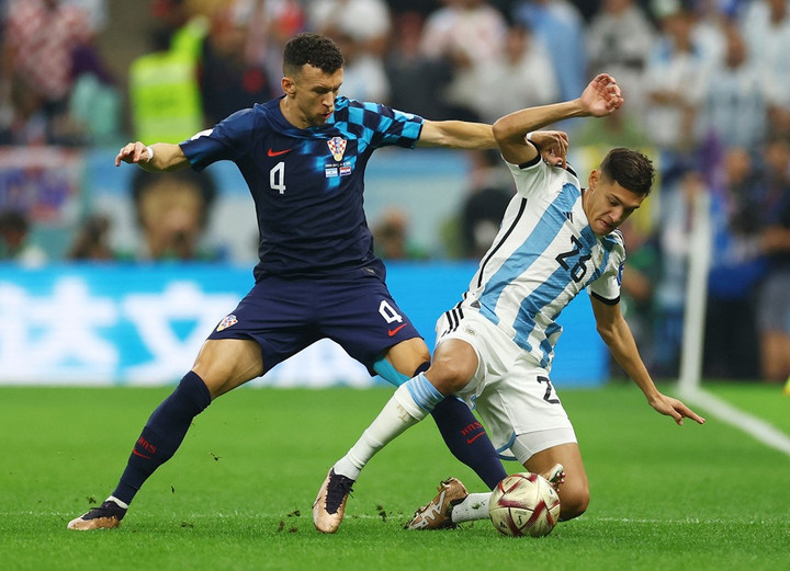 Trực tiếp bóng đá Argentina 3-0 Croatia: Messi nhấn chìm Croatia - 10