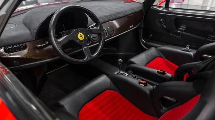 Chiêm ngưỡng siêu xe Ferrari F50 35 năm tuổi vẫn đẹp như mới - 3