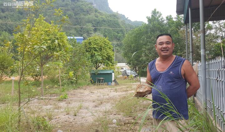 Nổ mìn khai thác mỏ, đá văng trúng nhà dân ở Quảng Ninh - 9