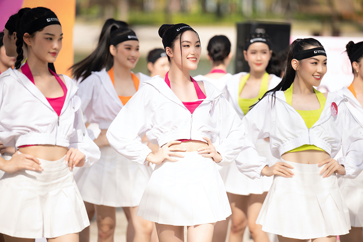 Top 35 Hoa hậu Việt Nam khoe dáng đầy sức sống khi thi 'Người đẹp thể thao' - 9