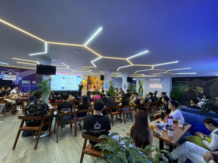 MetaHub Coffee: Thành công nhờ sự khác biệt - 1