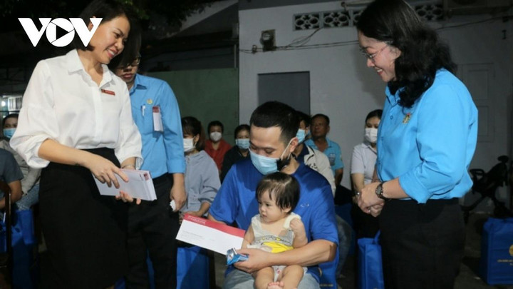 Chủ trọ ở Bình Dương chia sẻ khó khăn với công nhân thất nghiệp - 5