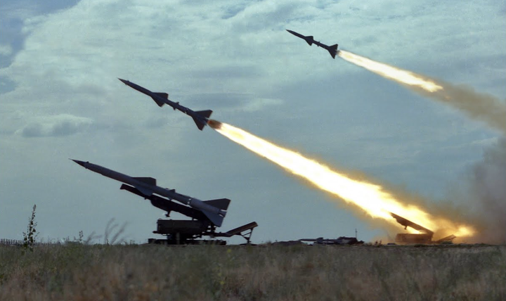 Quizz: Tên lửa SAM-2 bắn rơi bao nhiêu B-52 ở Điện Biên Phủ trên không? - 7