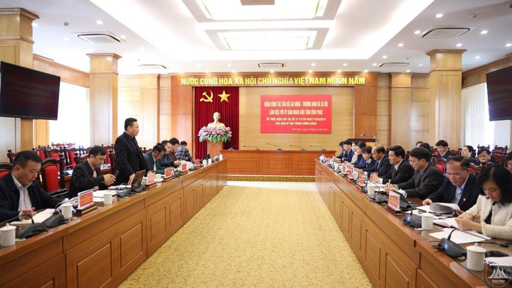 Gần 90% doanh nghiệp ở Vĩnh Phúc nâng lương định kỳ cho người lao động - 2