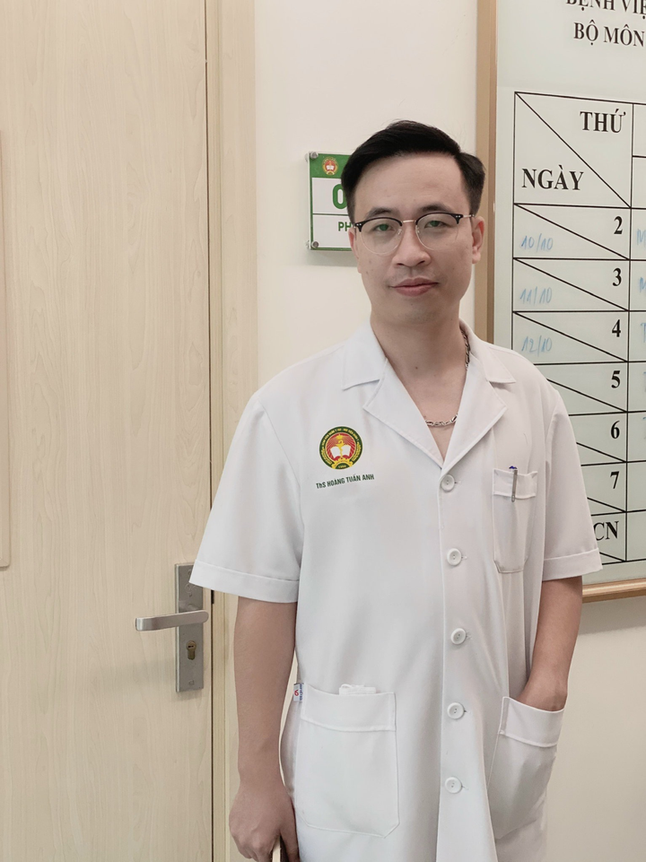 Lý do nhiều người chọn Phòng khám Black Hair để đến điều trị rụng tóc - 1