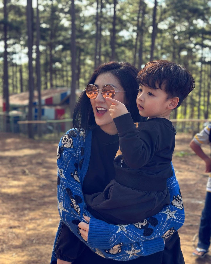 Sao Việt 17/12: Vợ cố nghệ sĩ Chí Tài ngày càng trẻ đẹp - 6