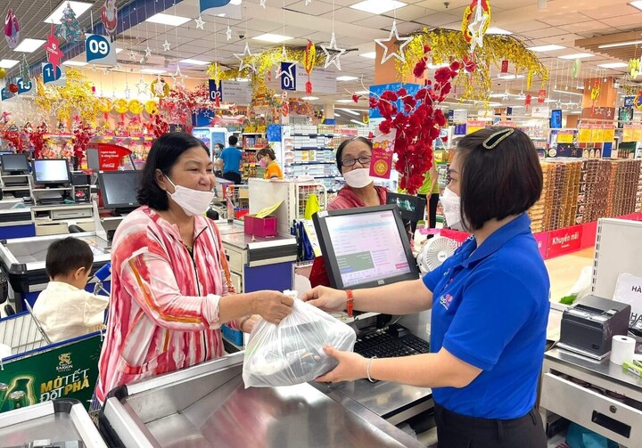 Siêu thị Co.opmart Biên Hòa khuyến mãi lớn dịp Giáng sinh và năm mới - 1