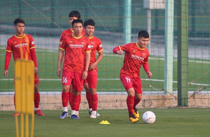 Quang Hải: 'Luôn khát khao khoác lên mình chiếc áo đội tuyển Việt Nam' - 1