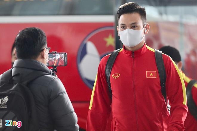 Phan Văn Đức, Bùi Tiến Dũng vắng mặt khi tuyển Việt Nam sang Lào - 2