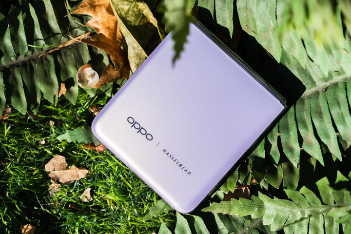 Ảnh thực tế OPPO Find N2 Flip: Đây là cách OPPO 'đối mặt' Samsung? - 12