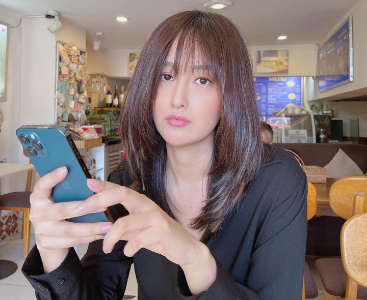 Sao Việt 19/12: Mai Phương Thuý trẻ đẹp với tóc mới, Harry Lu tái xuất - 3