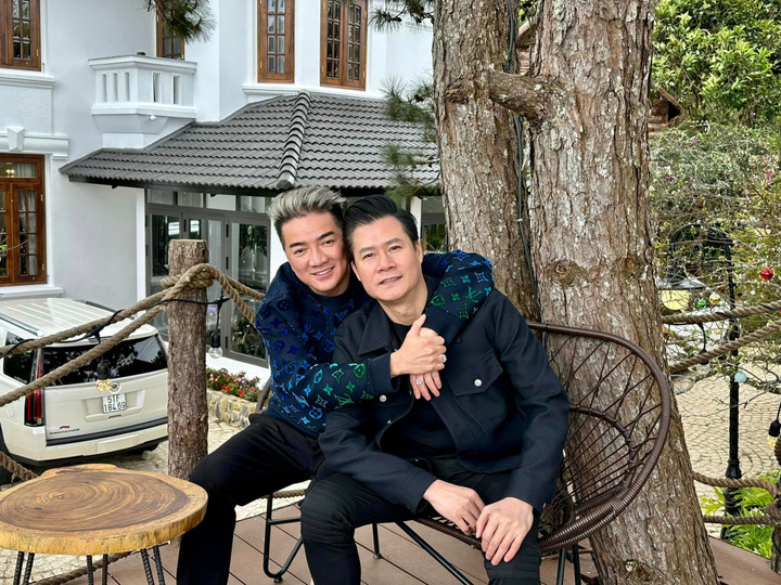 Sao Việt 19/12: Mai Phương Thuý trẻ đẹp với tóc mới, Harry Lu tái xuất - 9