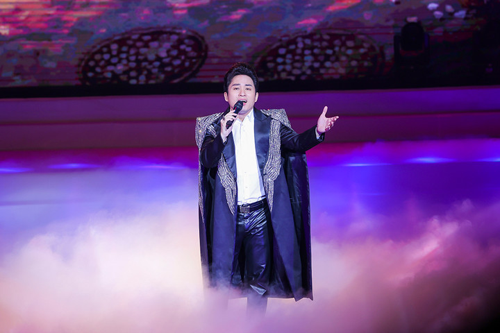 Tùng Dương, Văn Mai Hương, Bảo Trâm thăng hoa tại 'Xuân Thái Hoà 2023' - 6