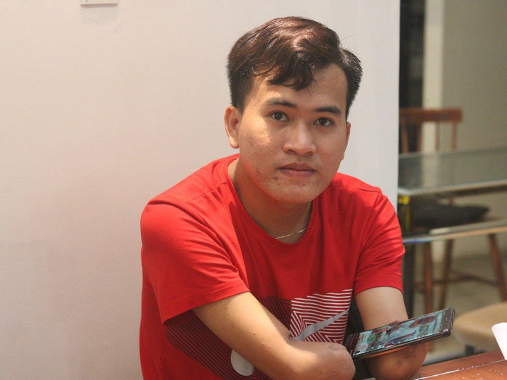 'Chàng cụt yêu đời' Ngọc Nhứt viết tâm thư gửi mẹ, MC Ngọc Lan bật khóc - 1