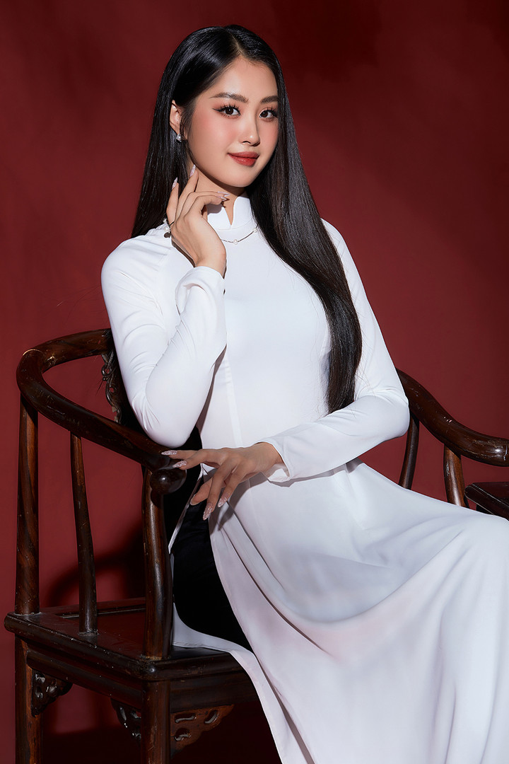 Thí sinh Hoa Hậu Việt Nam 2022 khoe sắc với áo dài - 3