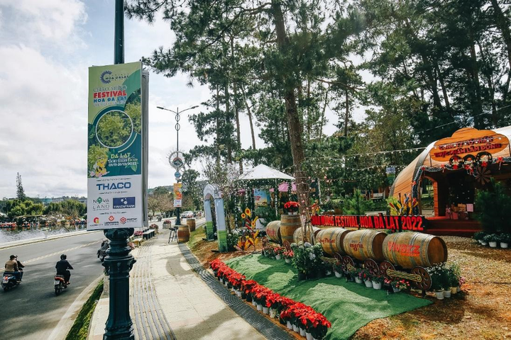 Tân Á Đại Thành là nhà tài trợ vàng cho Festival Hoa Đà Lạt lần thứ IX năm 2022 - 2