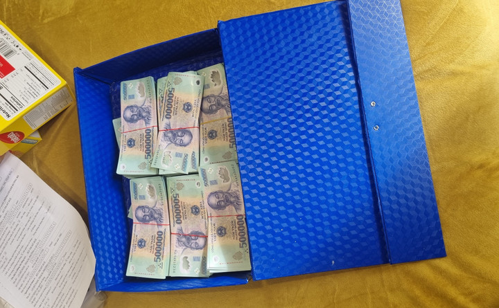 Triệt phá đường dây sản xuất, tiêu thụ tiền giả, thu nhiều súng đạn - 2