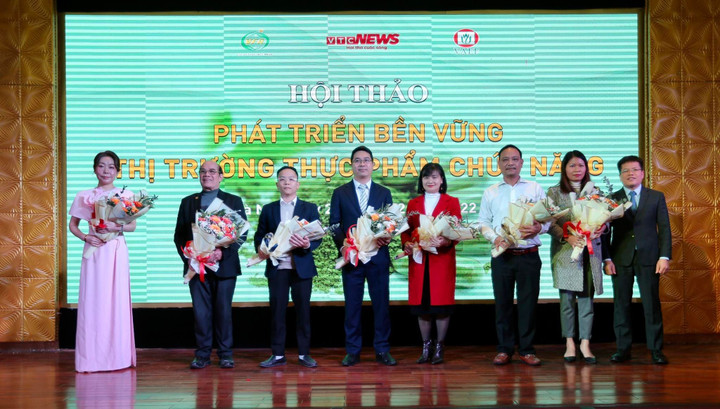 Trực tiếp: Hội thảo 'Phát triển bền vững thị trường thực phẩm chức năng' - 14