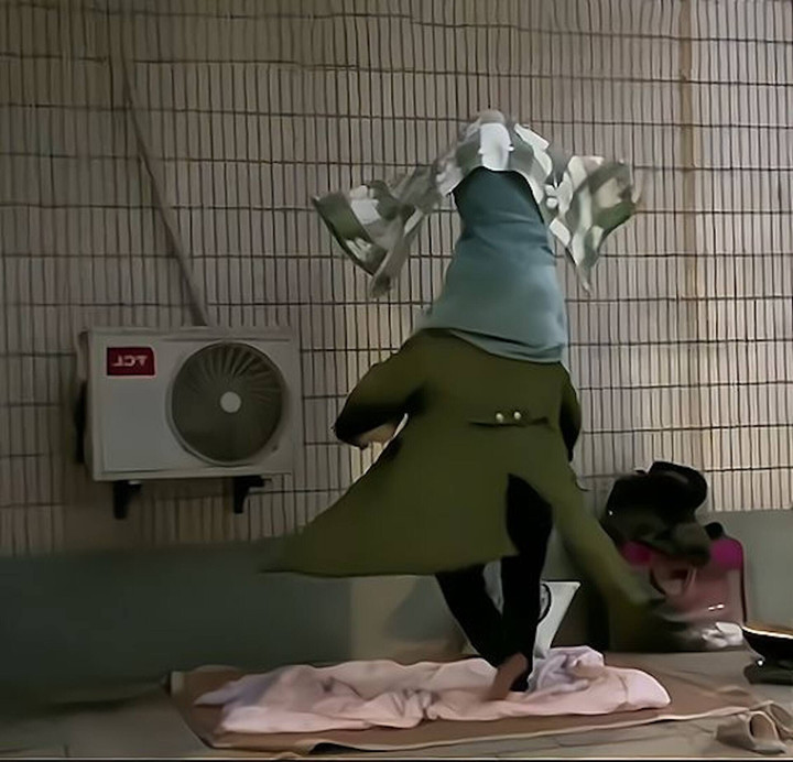 Quá khứ không ngờ của cặp đôi vô gia cư vui đùa bên hè phố gây xúc động mạnh - 4