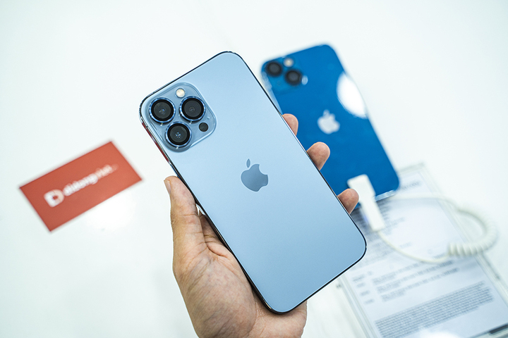 Top 5 iPhone cũ đáng mua nhất dịp Giáng sinh 2022 - 5