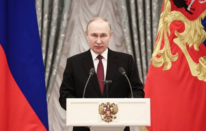 Ông Putin: Những ai tham gia chiến dịch quân sự đặc biệt đều là anh hùng - 1