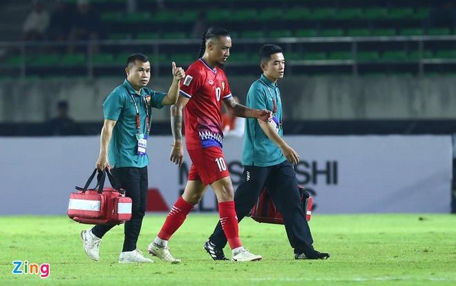 Ngôi sao gốc Pháp của Lào chia tay AFF Cup - 2
