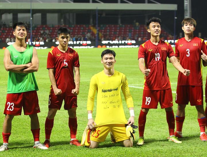 SLNA trắng tay rời U21 Quốc gia vì phạm luật - 1