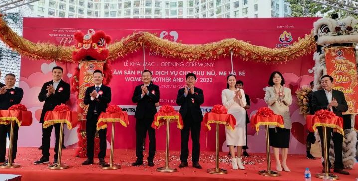 Khai mạc triển lãm sản phẩm, dịch vụ chăm sóc sức khỏe cho phụ nữ và trẻ em - 1