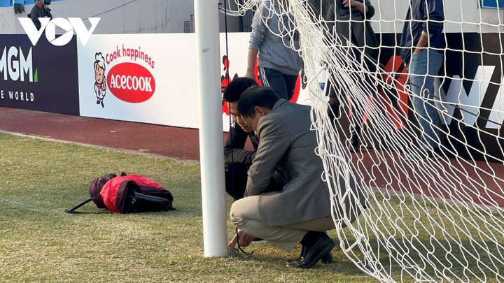 Khung thành sân Mỹ Đình được gia cố trước trận Việt Nam vs Malaysia - 3