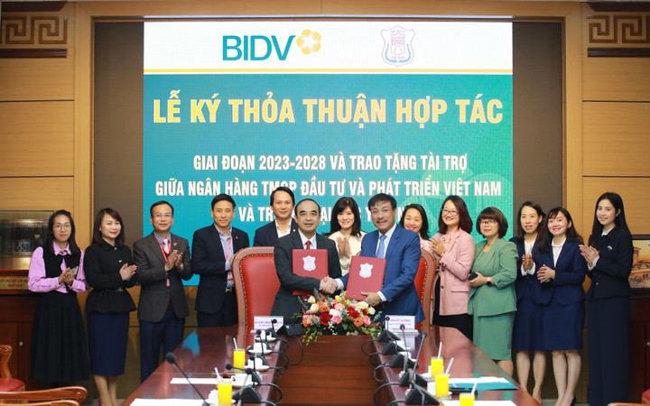BIDV và Trường Đại học Y Hà Nội ký kết thỏa thuận hợp tác giai đoạn 2023 - 2028 - 1