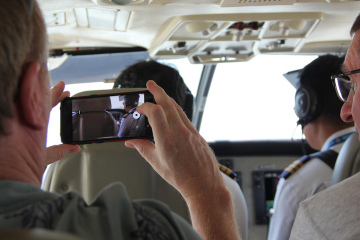 Du khách chi tiền triệu đi thủy phi cơ, ngắm vịnh Hạ Long từ trên cao - 7