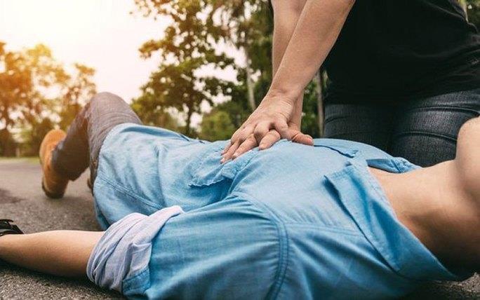 Nguy cơ gây ra đột quỵ khi tập thể dục, chơi thể thao - 1