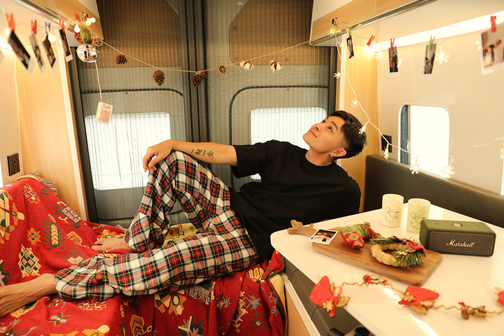 Jun Phạm trải lòng về mùa Giáng sinh buồn 15 năm trước - 2