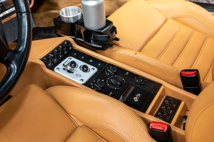 Ferrari 355 F1 Spider tái xuất với diện mạo mới tại TP.HCM - 11