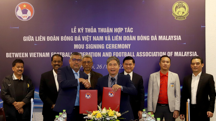 Bóng đá Việt Nam, Malaysia hợp tác nâng cao trình độ trọng tài - 1