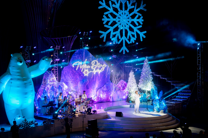 Tận hưởng không khí Giáng sinh và năm mới cùng Trung Quân Idol và Bùi Anh Tuấn - 3